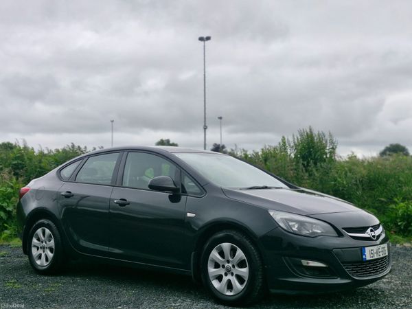 Opel Astra Saloon, Diesel, 2015, Black