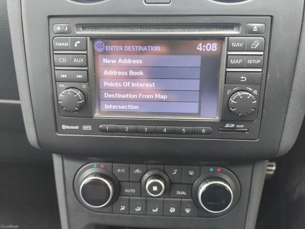 Nissan Qashqai Hatchback, Diesel, 2012, Silver