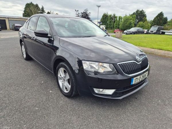 Skoda Octavia Hatchback, Diesel, 2017, Black
