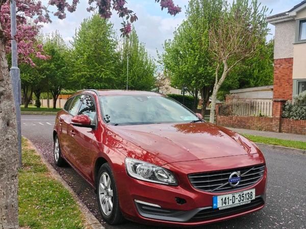 Volvo V60 Estate, Diesel, 2014, Red