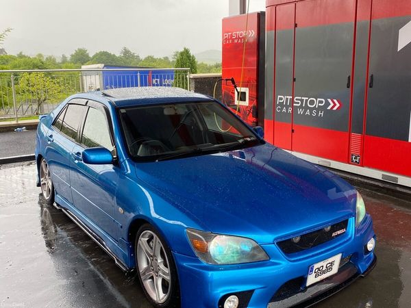 Toyota Other Saloon, Petrol, 2000, Blue