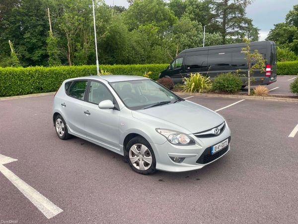 Hyundai i30 Hatchback, Diesel, 2010, Silver