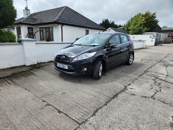 Ford Fiesta Hatchback, Diesel, 2010, Black