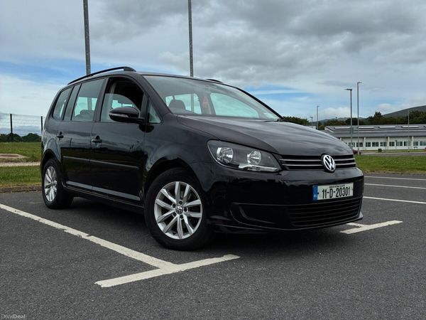 Volkswagen Touran MPV, Diesel, 2011, Black