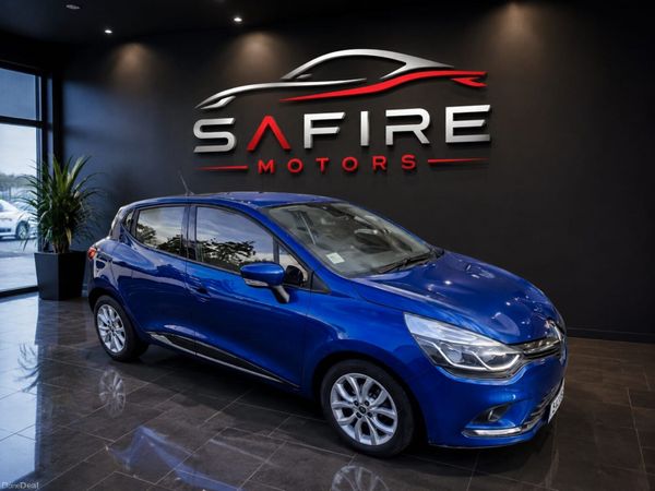 Renault Clio Hatchback, Diesel, 2019, Blue