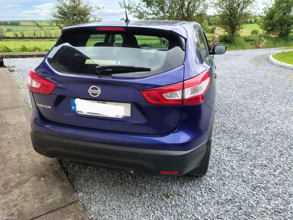 Nissan Qashqai Hatchback, Petrol, 2016, Blue