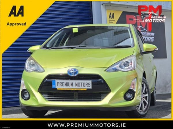 Toyota Aqua Hatchback, Petrol Hybrid, 2015, Green
