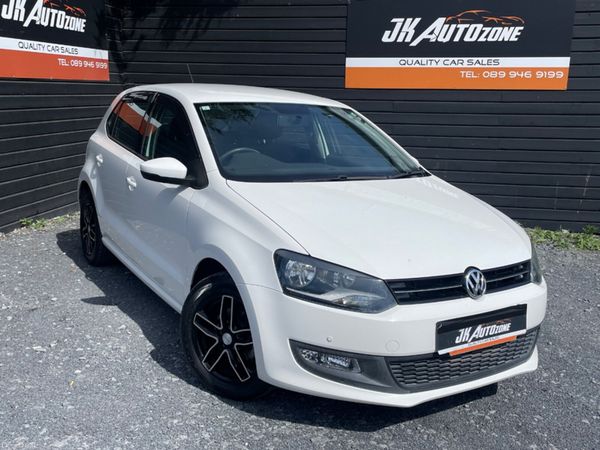 Volkswagen Polo Hatchback, Petrol, 2013, White