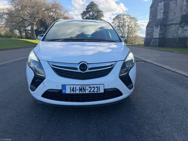 Vauxhall Zafira MPV, Petrol, 2014, White