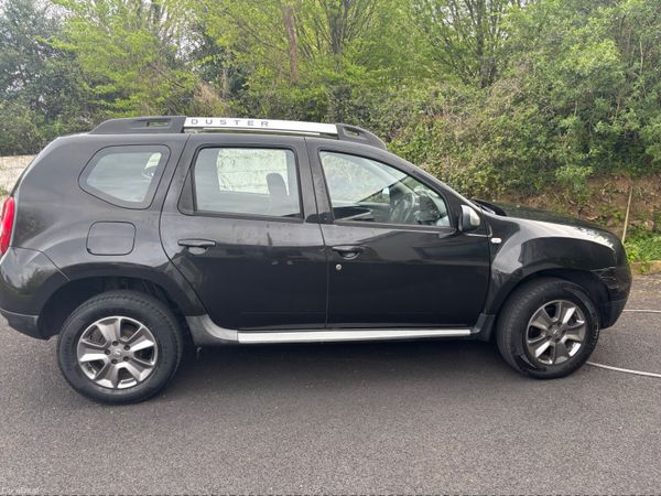 Dacia Duster SUV, Diesel, 2015, Black