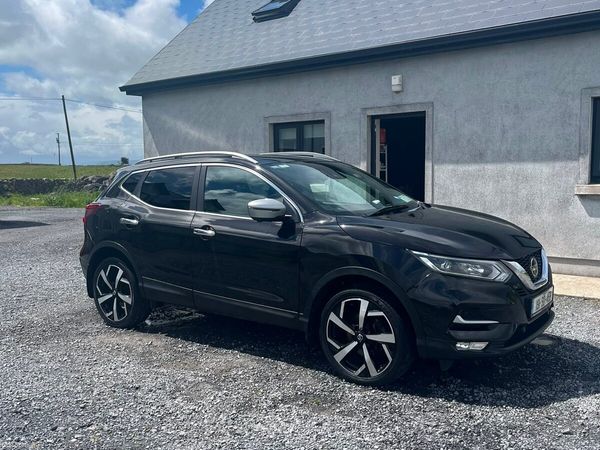Nissan Qashqai MPV, Diesel, 2019, Black