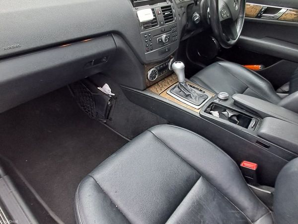 Mercedes-Benz C-Class Saloon, Diesel, 2010, White