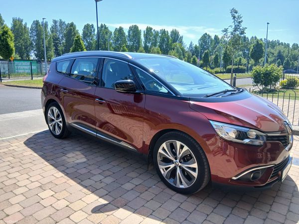Renault Grand Scenic MPV, Diesel, 2017, Red
