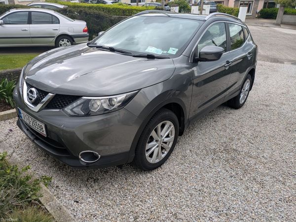Nissan Qashqai SUV, Petrol, 2017, Grey