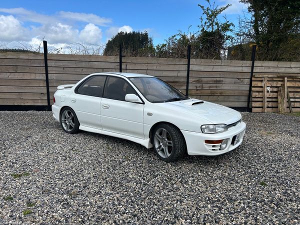 Subaru Impreza Saloon, Petrol, 1996, White