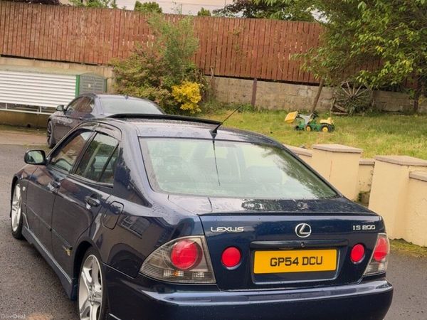 Lexus IS Saloon, Petrol, 2004, Blue