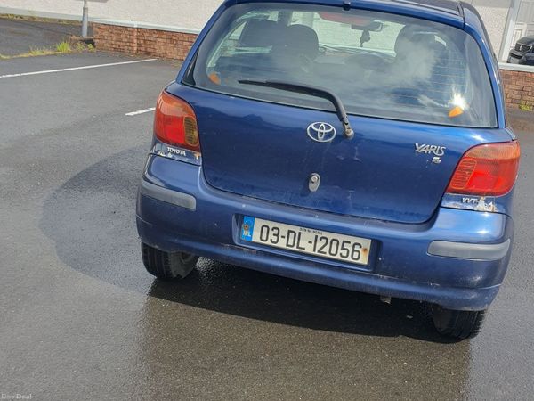 Toyota Yaris Hatchback, Petrol, 2003, Blue