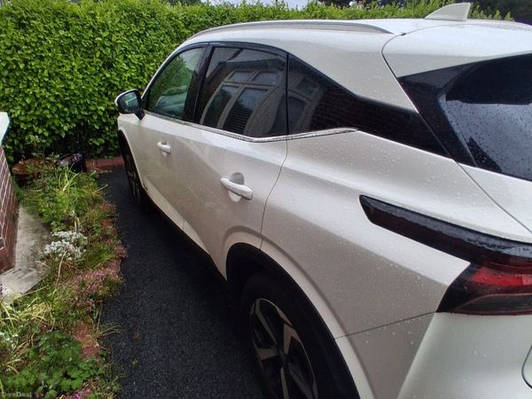 Nissan Qashqai MPV, Petrol, 2023, White