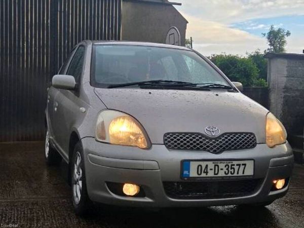 Toyota Yaris Hatchback, Petrol, 2004, Grey