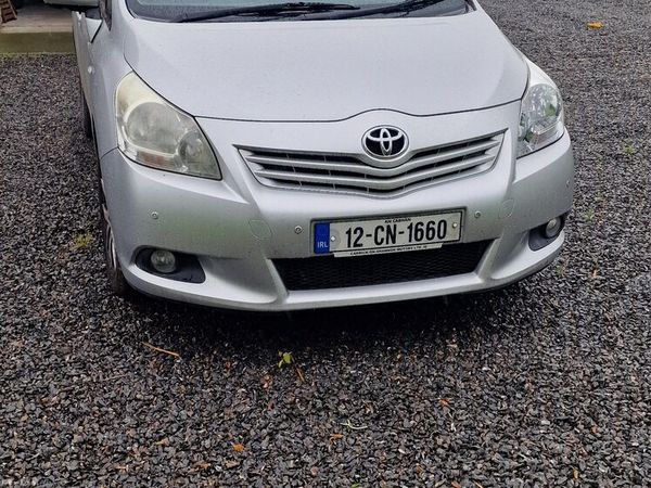 Toyota Verso MPV, Diesel, 2012, Silver