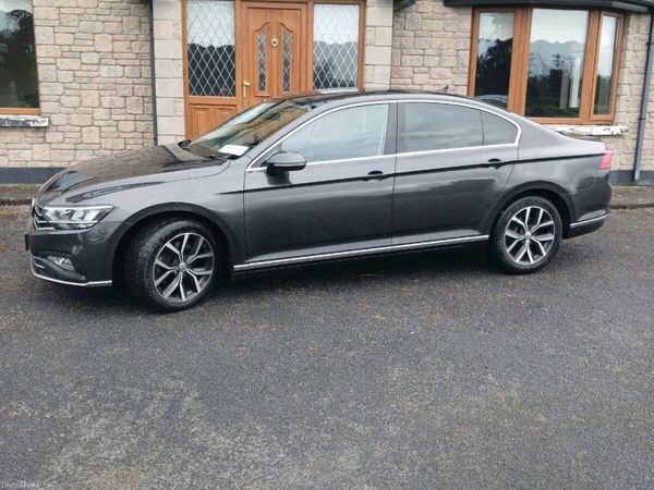 Volkswagen Passat Saloon, Diesel, 2020, Grey