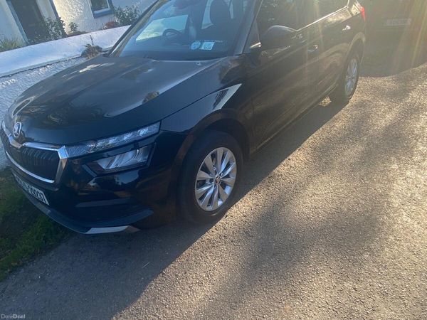 Skoda Kamiq Hatchback, Petrol, 2022, Black