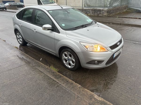 Ford Focus Hatchback, Diesel, 2011, Silver