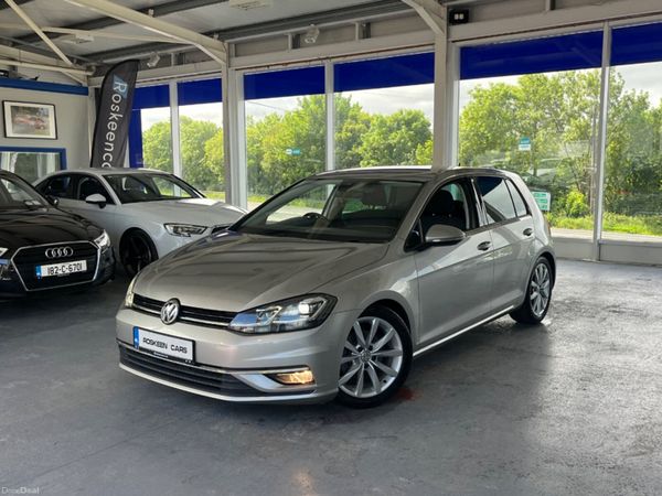Volkswagen Golf Hatchback, Petrol, 2018, Red
