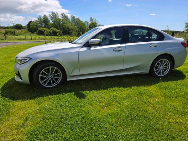 BMW 3-Series Saloon, Diesel, 2019, Silver