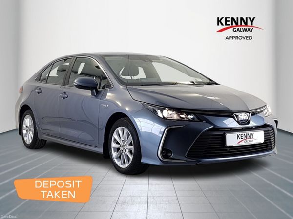 Toyota Corolla Saloon, Petrol Hybrid, 2021, Grey