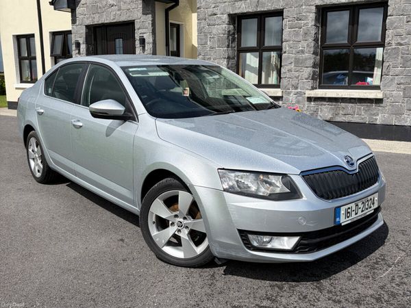 Skoda Octavia Saloon, Diesel, 2016, Silver