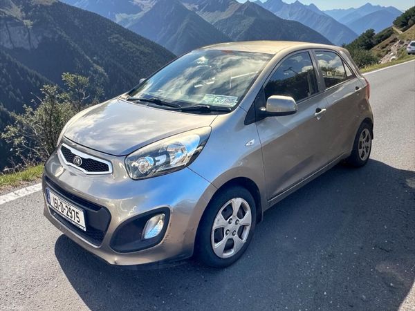 Kia Picanto Hatchback, Petrol, 2015, Silver