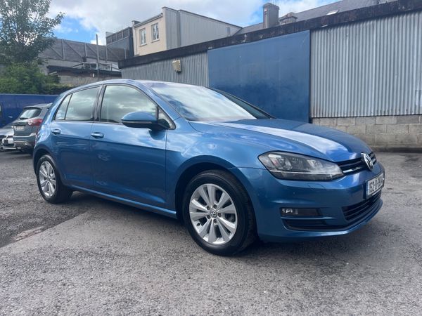 Volkswagen Golf Hatchback, Petrol, 2015, Blue