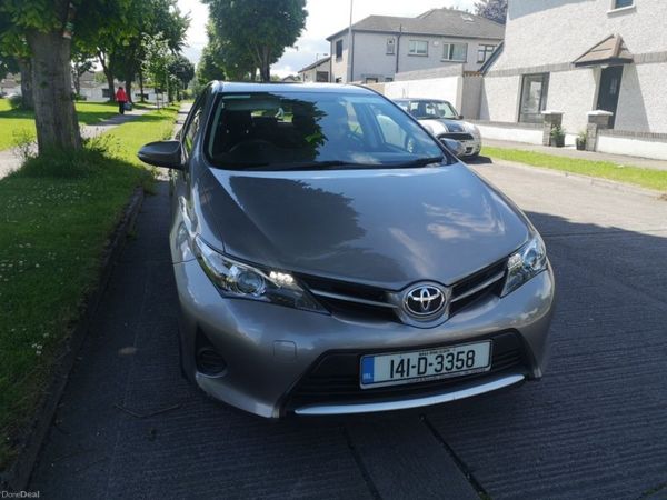 Toyota Auris MPV, Petrol, 2014, Bronze