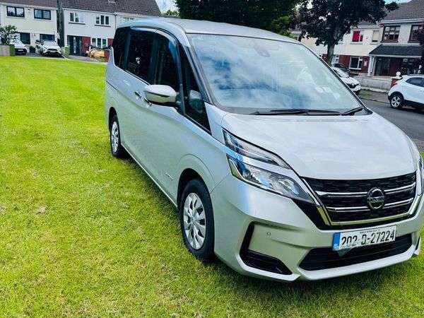 Nissan Serena MPV, Petrol, 2020, Silver