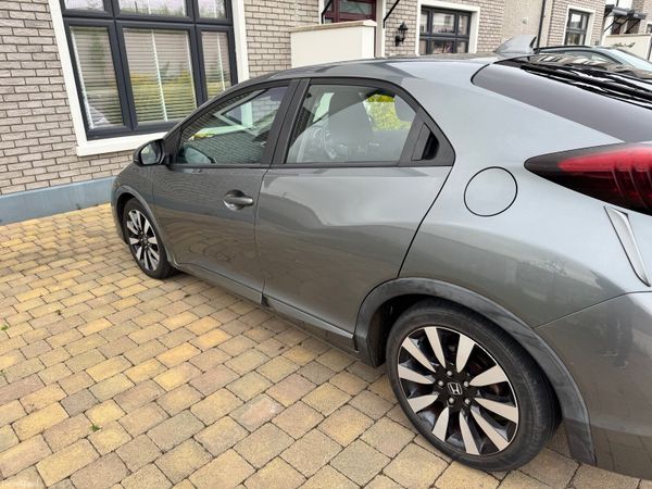 Honda Civic Hatchback, Petrol, 2016, Grey