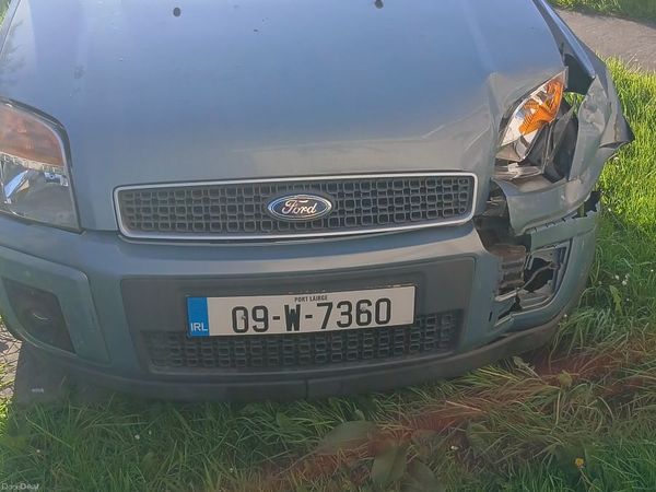 Ford Fusion Hatchback, Petrol, 2009, Silver