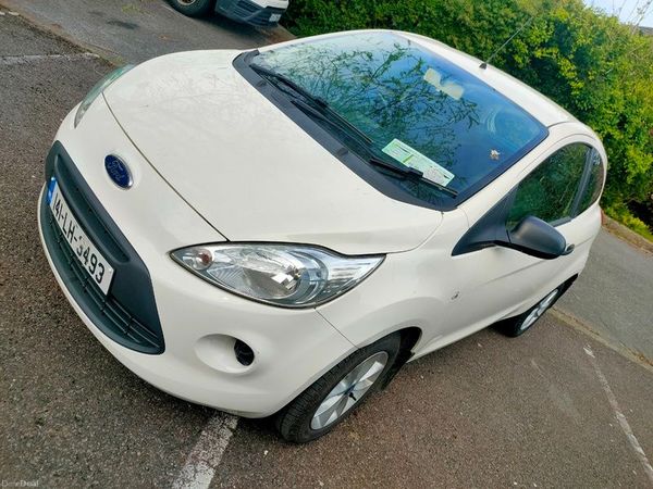 Ford KA Hatchback, Petrol, 2014, White