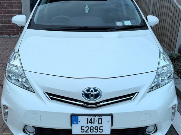 Toyota Prius MPV, Petrol Hybrid, 2014, White