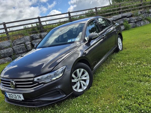Volkswagen Passat Saloon, Diesel, 2020, Grey