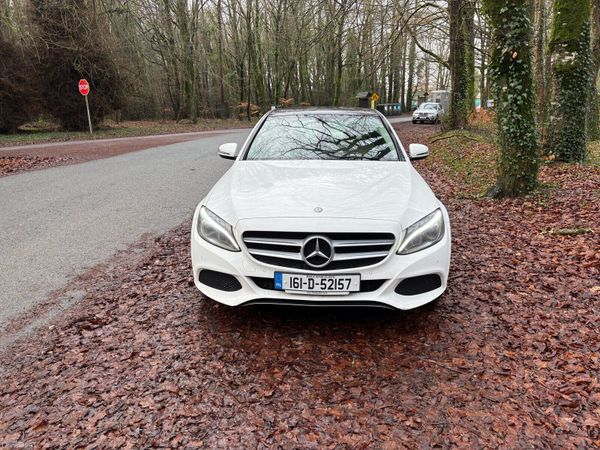 Mercedes-Benz C-Class Saloon, Petrol Plug-in Hybrid, 2016, White