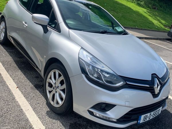 Renault Clio Hatchback, Petrol, 2018, Grey