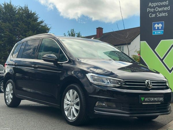 Volkswagen Touran MPV, Petrol, 2018, Black