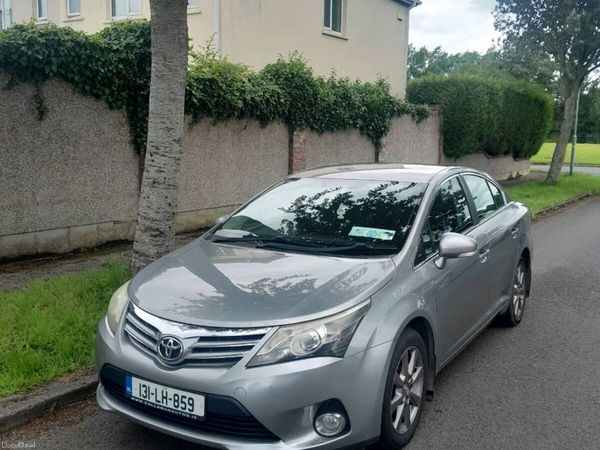 Toyota Avensis Saloon, Diesel, 2013, Grey
