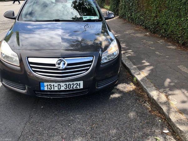 Vauxhall Insignia Hatchback, Diesel, 2013, Grey