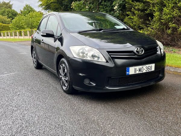 Toyota Auris Hatchback, Diesel, 2011, Black