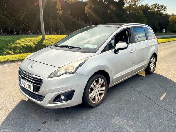 Peugeot 5008 MPV, Diesel, 2015, Grey