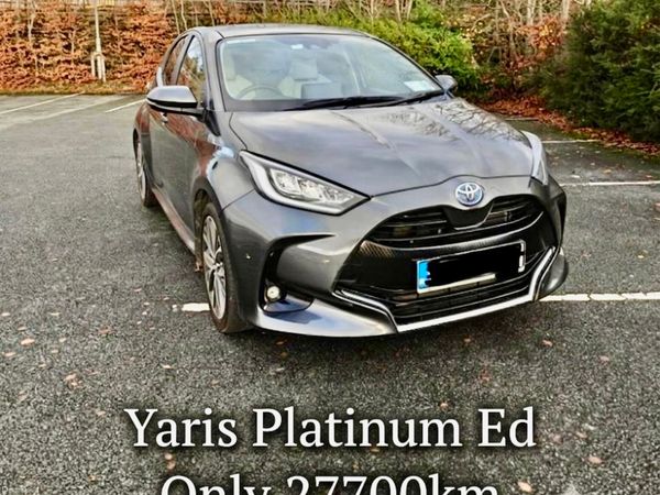 Toyota Yaris Hatchback, Petrol Hybrid, 2022, Grey