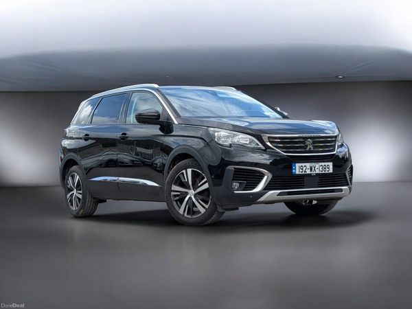Peugeot 5008 MPV, Diesel, 2019, Black
