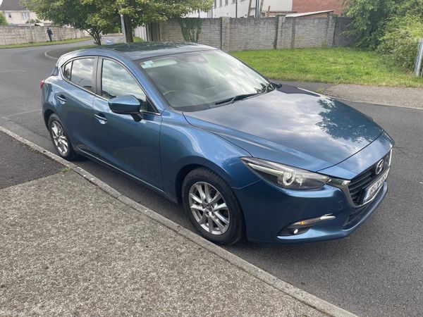 Mazda Mazda3 Hatchback, Diesel, 2018, Blue